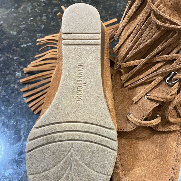 Minnetonka Leather Tassel Wedge Booties - Picture 3 of 4